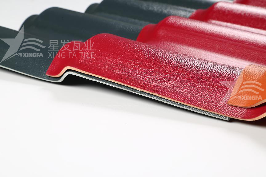 合成樹脂瓦的四層材質(zhì)揭秘：讓你徹底了解屋頂?shù)谋Ｗo體系！